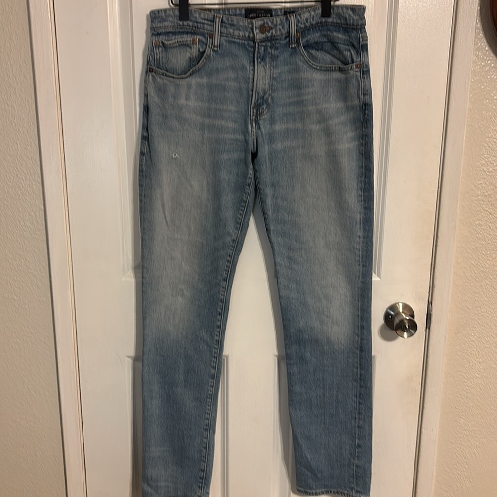 Lucky Brand 121 Slim Straight Leg Jeans 31/32